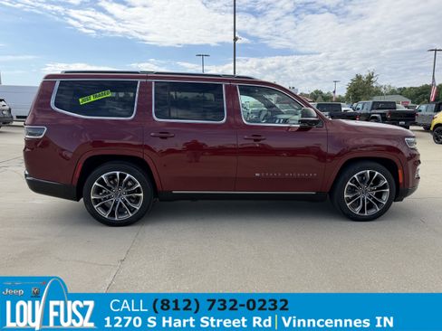 Used 2024 Jeep Grand Wagoneer Series III w/ Flexible Seating Group AWD/4WD image 8