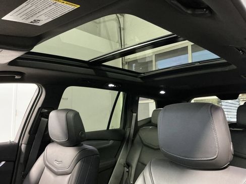 Used 2025 Cadillac XT6 Luxury AWD/4WD image 24