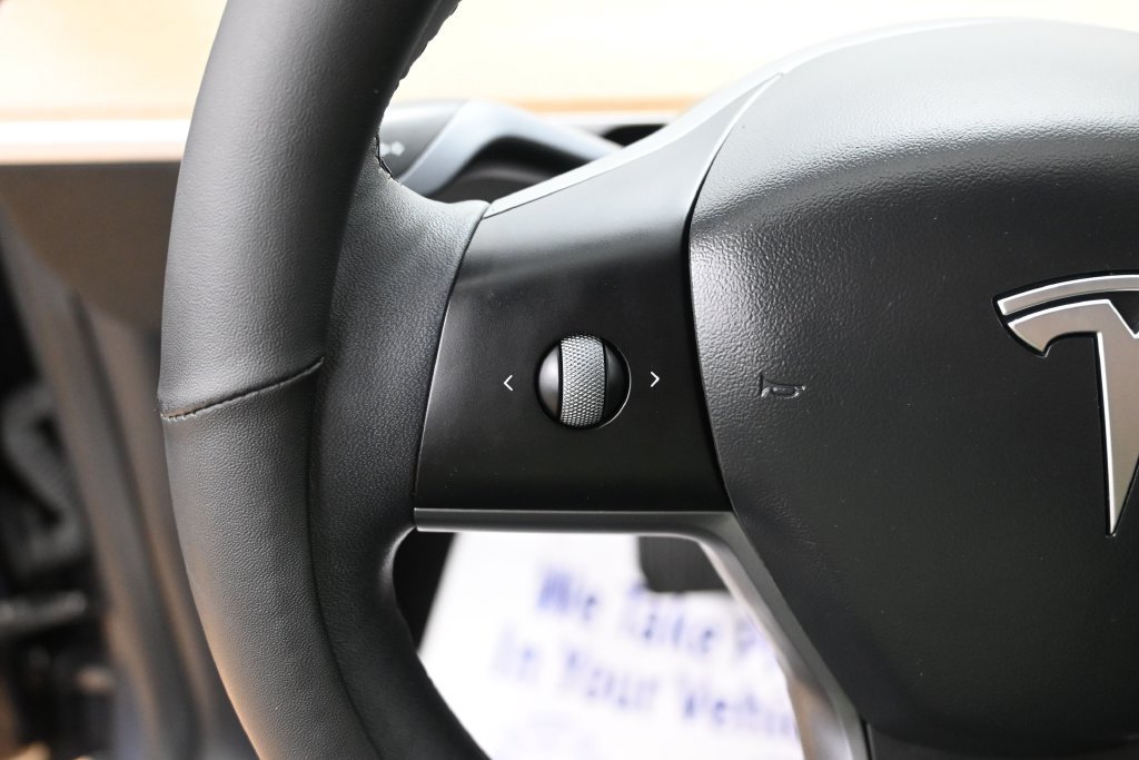 Used 2021 Tesla Model Y 2WD image 10