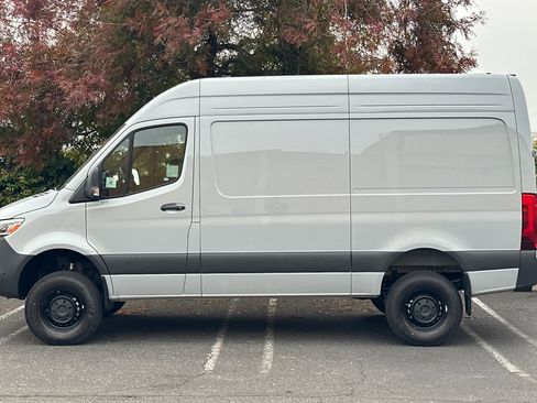 New 2026 Mercedes-Benz Sprinter 2500 image 6