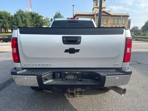 Used 2013 Chevrolet Silverado 2500 LTZ w/ LTZ Plus Package AWD/4WD image 4