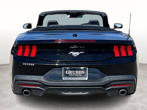 Used 2024 Ford Mustang Convertible image 6