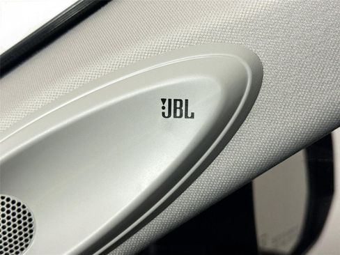 New 2026 Toyota Highlander Limited AWD/4WD image 32