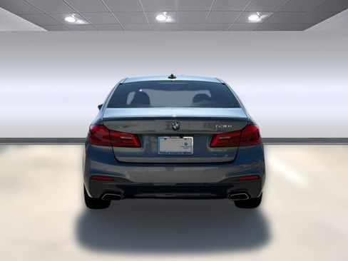 Used 2018 BMW 530i xDrive AWD/4WD image 8
