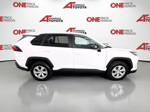 Used 2023 Toyota RAV4 LE AWD/4WD image 9