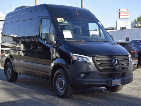 Used 2023 Mercedes-Benz Sprinter 2500 image 6