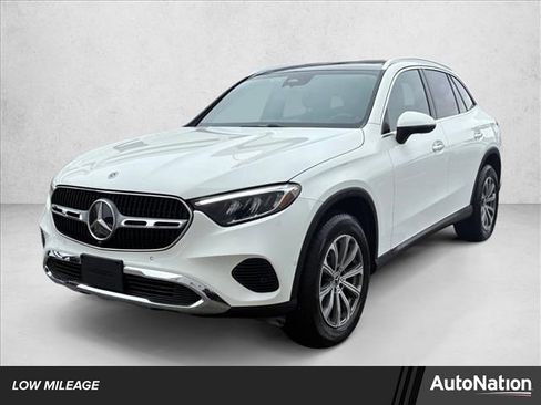 Certified 2026 Mercedes-Benz GLC 300 4MATIC image 1