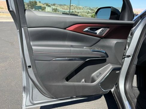 New 2026 Chevrolet Traverse Z71 w/ Enhanced Driving Package image 20