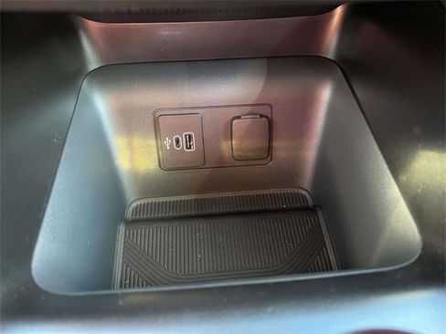 New 2026 Ford Explorer ST-Line w/ ST-Line Street Pack image 18