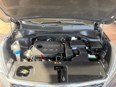 Used 2019 Kia Sorento LX w/ LX Convenience Package image 27