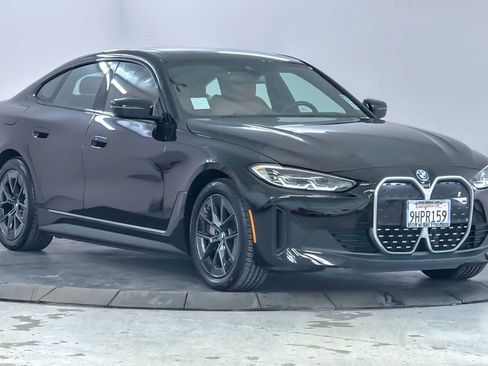 Used 2023 BMW i4 eDrive35 w/ Premium Package RWD image 9