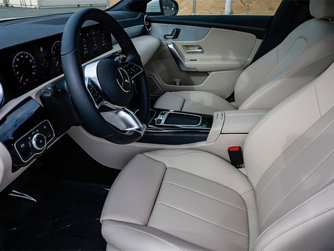 New 2025 Mercedes-Benz CLA 250 image 19