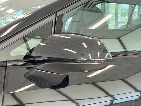 Certified 2024 Chevrolet Equinox EV RS image 12