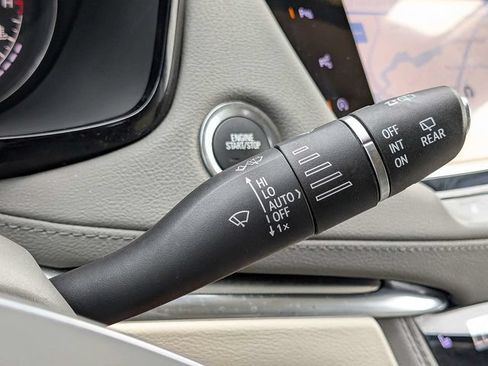 Certified 2023 Cadillac XT5 Premium Luxury w/ Technology Package FWD image 30