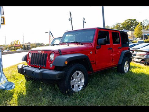 Used 2018 Jeep Wrangler Unlimited Sport S AWD/4WD image 1