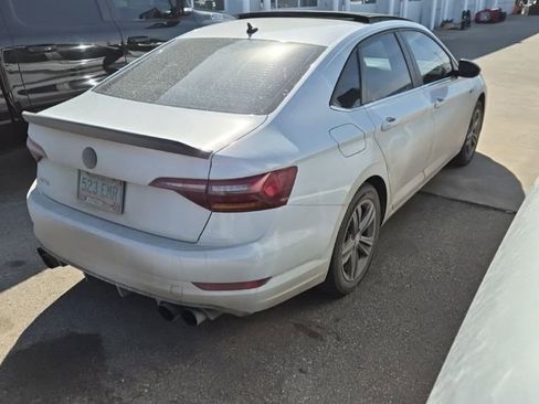 Used 2019 Volkswagen Jetta R-Line image 2