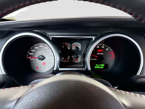 Used 2009 Ford Mustang Shelby GT500 RWD image 40