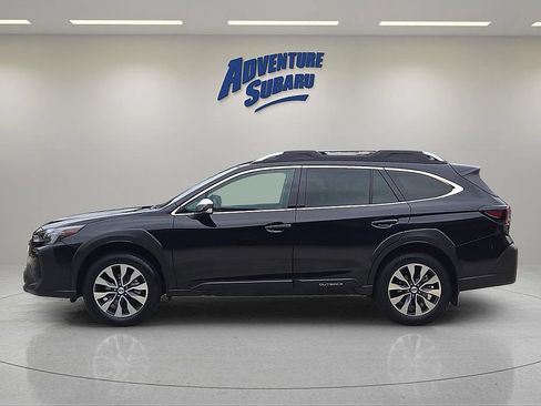 Certified 2025 Subaru Outback Touring AWD/4WD image 7