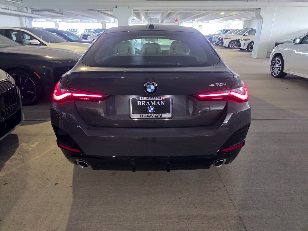 New 2026 BMW 430i w/ M Sport Package RWD image 5