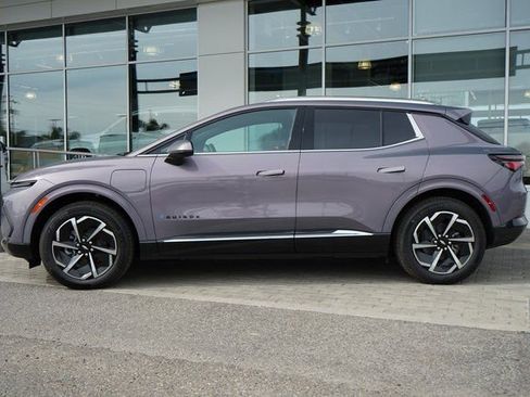 New 2025 Chevrolet Equinox EV LT image 5