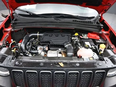 Used 2023 Jeep Renegade Trailhawk AWD/4WD image 41