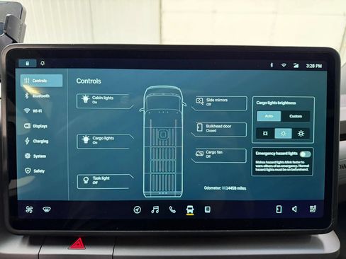 Used 2024 Rivian Delivery 500 FWD image 26