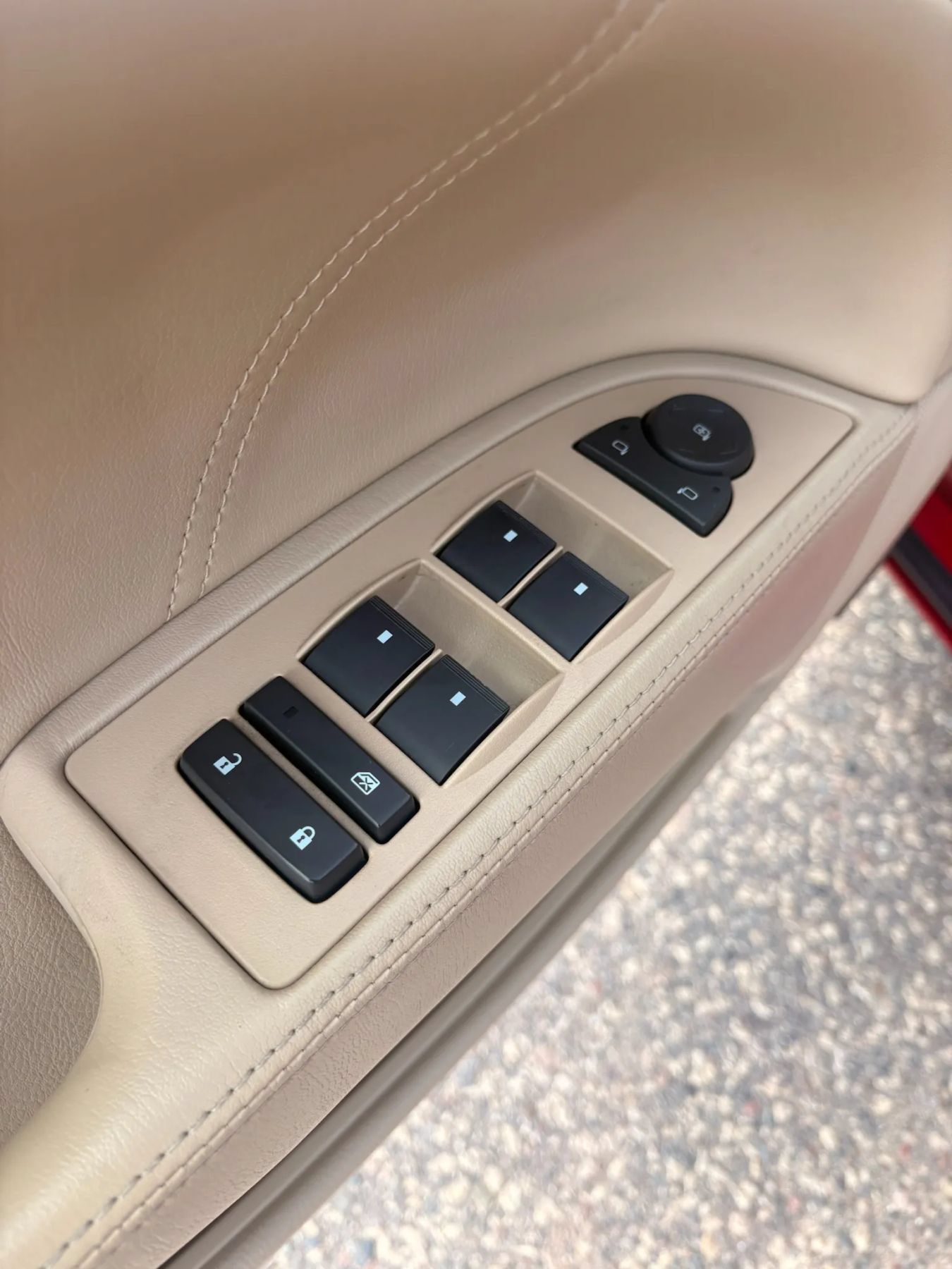 Used 2006 Buick Lucerne CXS w/ Driver Confidence Package FWD image 13