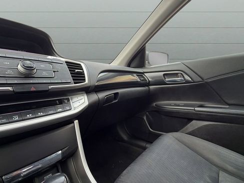 Used 2015 Honda Accord Sport image 18