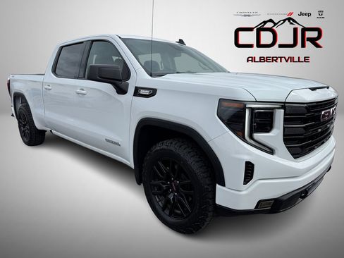 Used 2023 GMC Sierra 1500 Elevation image 1