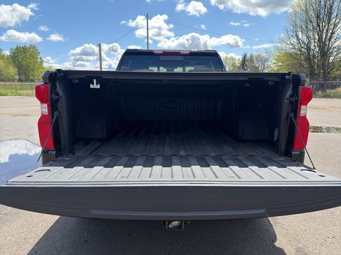 Used 2022 Chevrolet Silverado 1500 RST w/ RST All Star Premium Package AWD/4WD image 9