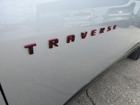 Used 2021 Chevrolet Traverse Premier w/ Redline Edition AWD/4WD image 11