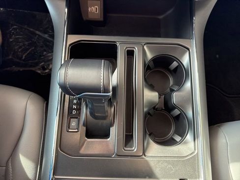 Used 2025 Ford F150 Lightning Flash image 12