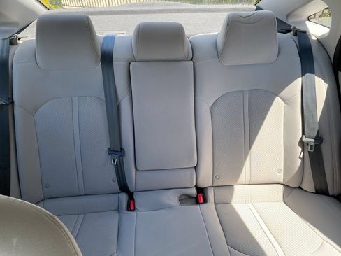 Used 2018 Hyundai Sonata SEL FWD image 18
