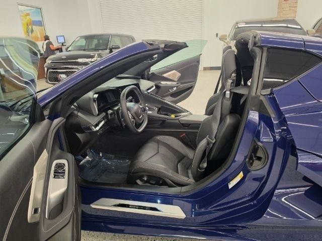 Used 2025 Chevrolet Corvette Stingray Preferred Cpe w/ Z51 Performance Package RWD image 40
