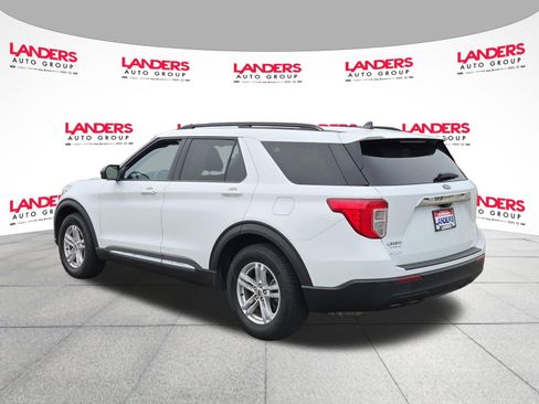 Used 2022 Ford Explorer XLT RWD image 5
