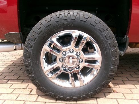 Used 2019 Chevrolet Silverado 2500 High Country w/ Duramax Plus Package AWD/4WD image 52