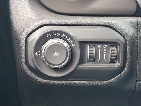 Used 2021 Jeep Wrangler Unlimited Sport AWD/4WD image 15