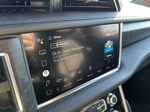 Certified 2022 GMC Yukon XL Denali image 16