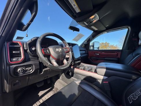 Used 2019 RAM 1500 Rebel image 12