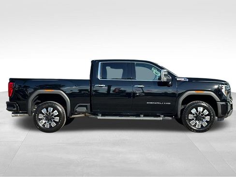 New 2026 GMC Sierra 2500 Denali w/ Technology Package AWD/4WD image 6