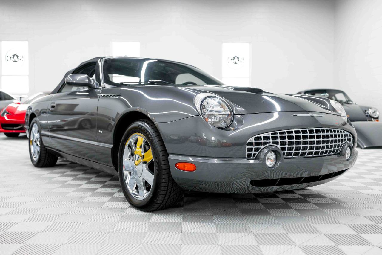 Used 2003 Ford Thunderbird RWD image 16