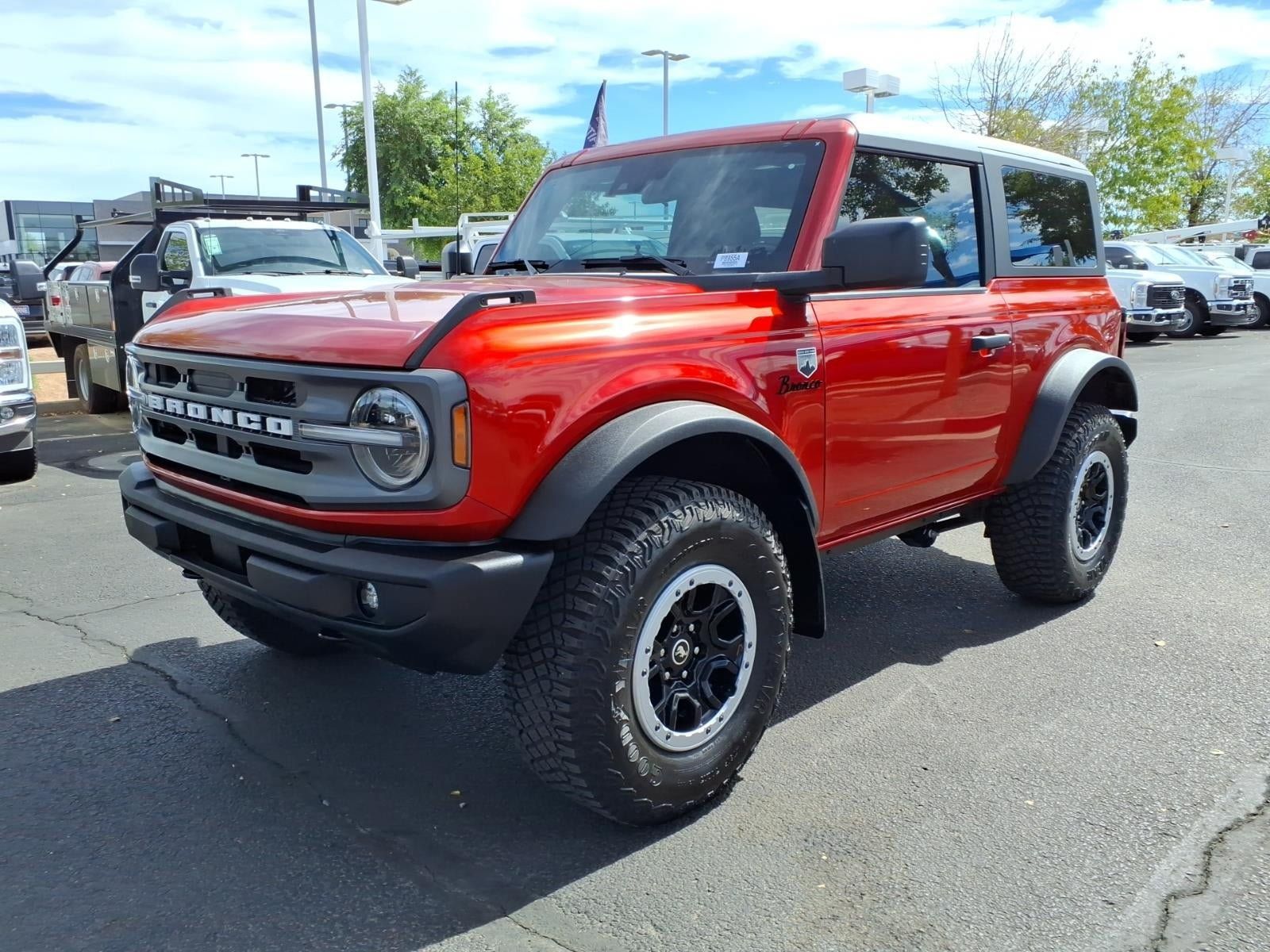 Used 2024 Ford Bronco Big Bend w/ Sasquatch Package AWD/4WD image 8