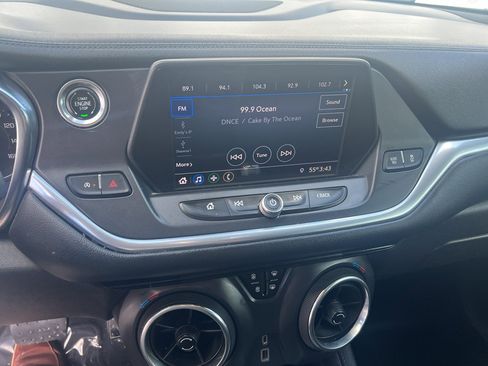 Used 2020 Chevrolet Blazer LT image 15