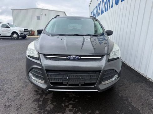 Used 2016 Ford Escape SE w/ Equipment Group 201A FWD image 3