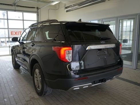 Used 2023 Ford Explorer XLT w/ Equipment Group 202A image 11