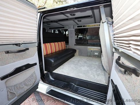 Used 1998 Dodge B1500 image 28