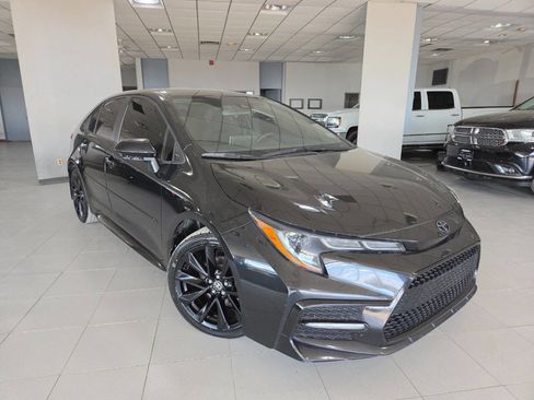 Used 2020 Toyota Corolla SE image 1