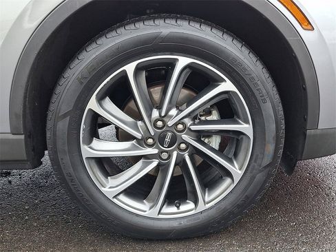 Used 2023 Lincoln Corsair AWD w/ Equipment Group 101A image 9