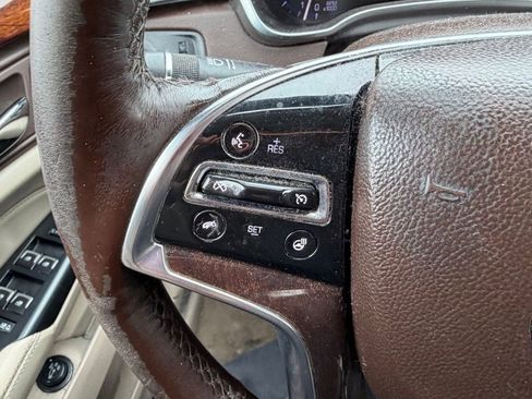 Used 2015 Cadillac SRX Luxury FWD image 22