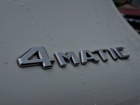 Certified 2019 Mercedes-Benz GLC 300 4MATIC image 34